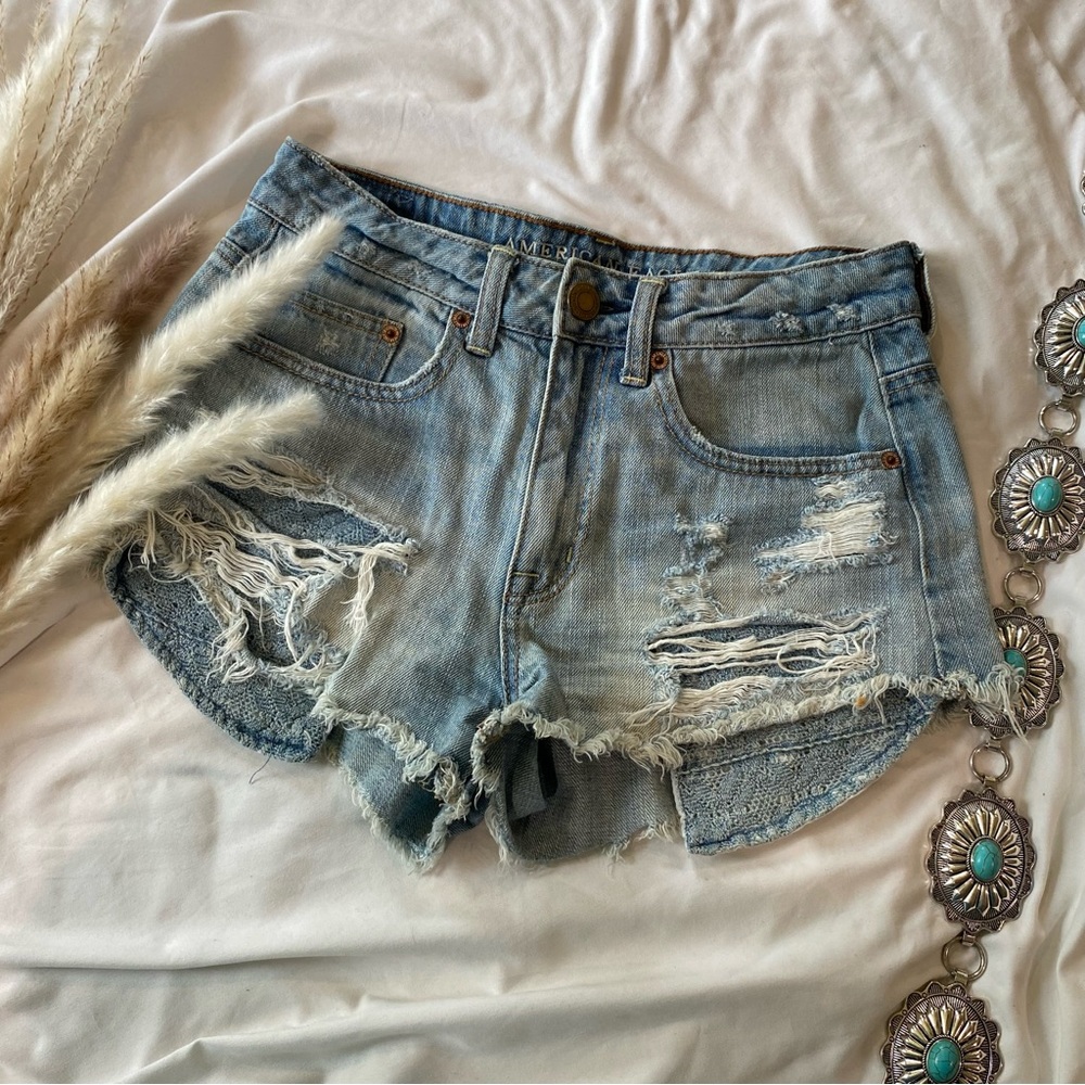 American Eagle Outfitters Hi-Rise Festival Size 2 Denim Shorts, Mom Shorts